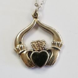 Claddagh Pendant Sterling silver 
