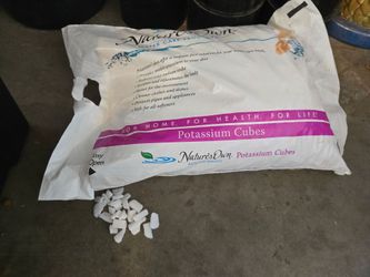 Potassium Chloride Water Softener Pellets - Nature's Made, 40 lb bag