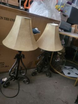 2 vintage lamps