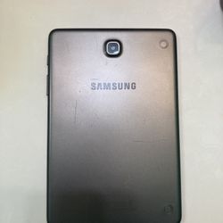 Samsung Galaxy Tab A 8.0” (32 GB)-Silver