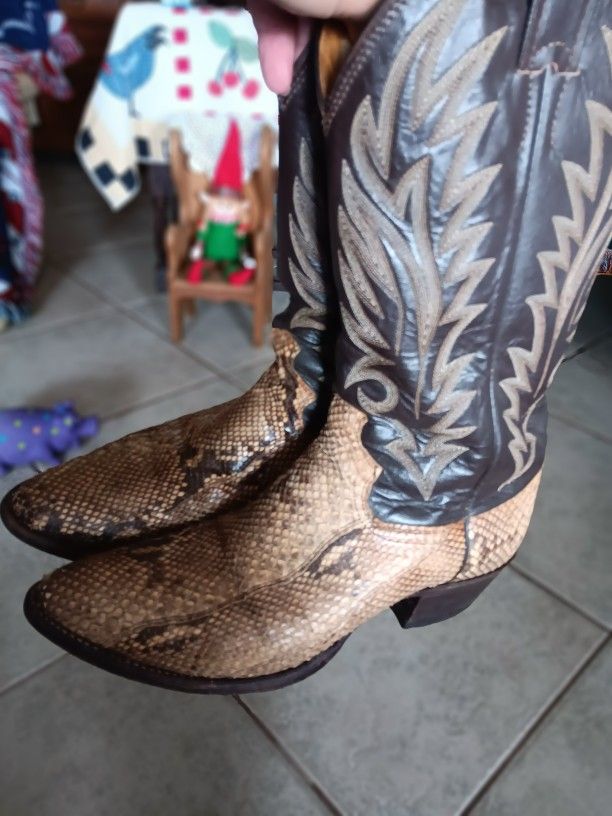 JUSTIN Snakeskin Leather Cowboy Boots USA Made 7837 - Men's size 8 D
