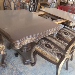 Formal Dining Table , 6 Matching Chairs 4 Regular 2 Captains , Very Heavy Solid Wood Memory Foam On Seats