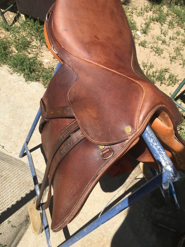 English saddle
