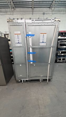 🔥 LUXURY MIELE BUILT-IN COLUMN SET 🔥  Transform your kitchen with this stunning Miele 36” Refrigerator + 18” Freezer Column Combination — premium in