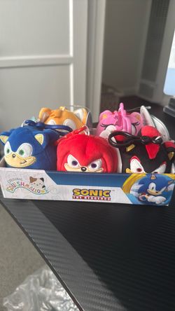 Sonic keychains