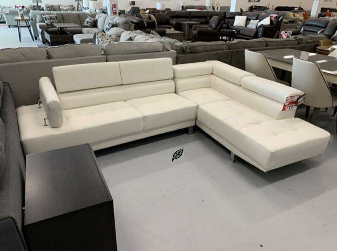 Antares White Modern Sectional