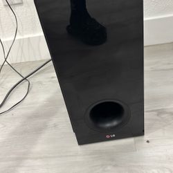 LG Subwoofer