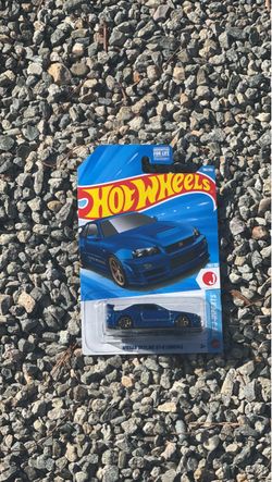 Hotwheels Mainline Blue Nissan Skyline GT-R R34 1/64 scale