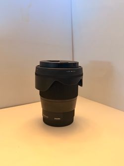 Sigma 16mm 1:1.4 DC DN