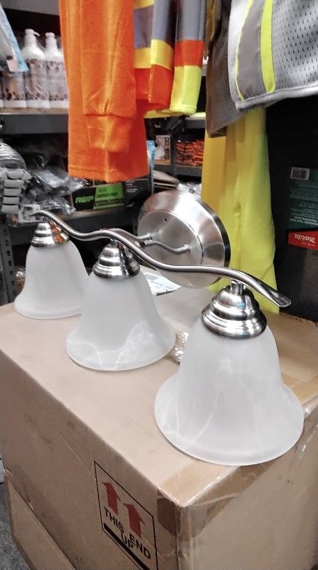 VOLUMELIGHTING 3 LIGHT VANITY BRUSHED NICKEL 