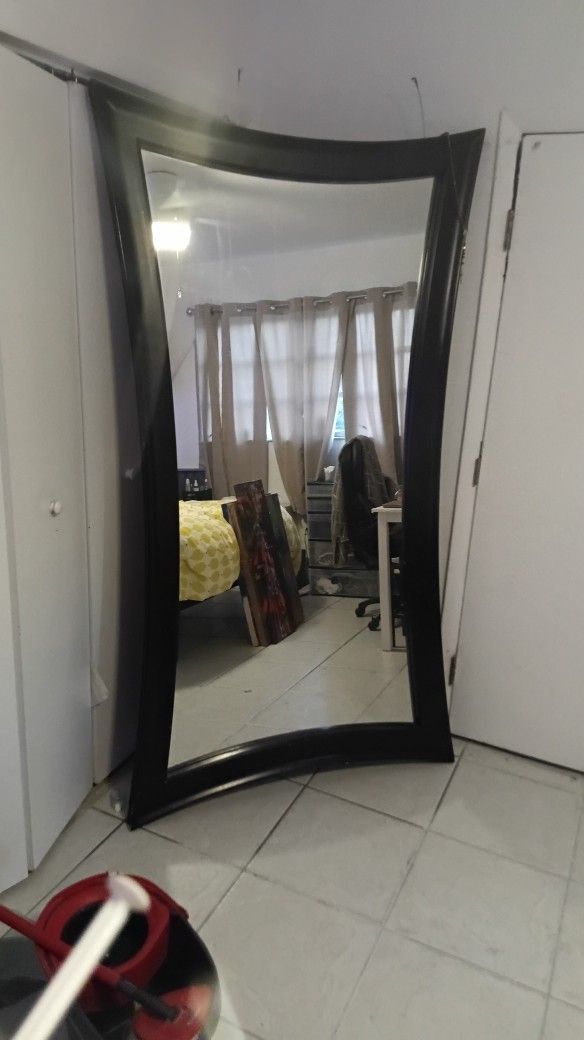 Bassett Luxury Hour Glass Mirror 6'9" Tall 