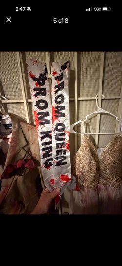 Halloween costumes prom king and queen
