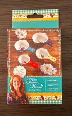 The Pioneer Woman Dazzling Dahlias Ceramic Measuring Scoop Ser