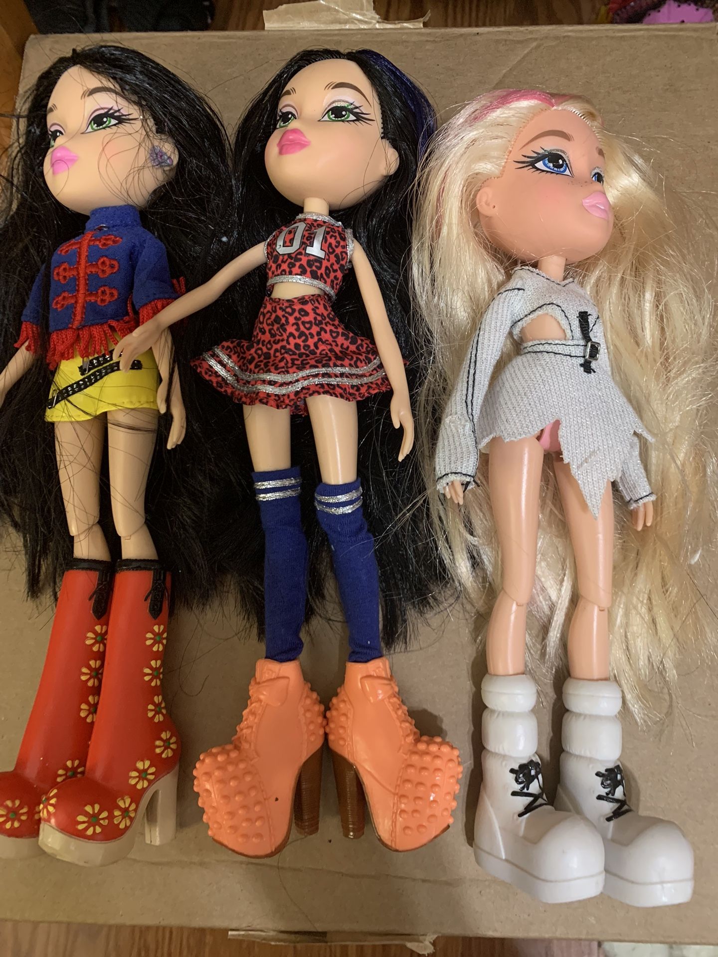 Bratz 2015 Reboot Doll And Accessories  Lot