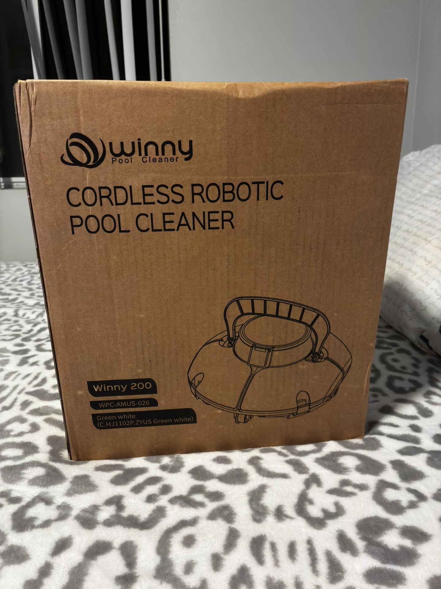 Cordless Robotic Pool Cleaner.
