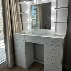 Makeup Vanity Hollywood Mirror 