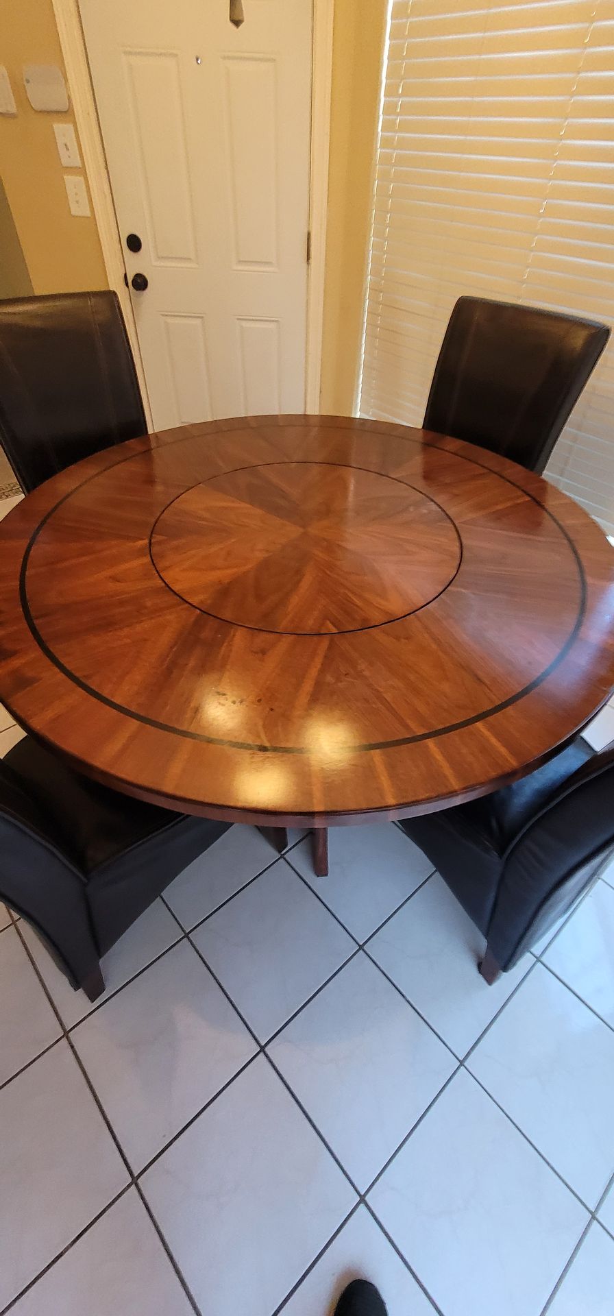 Dining/Breakfast table