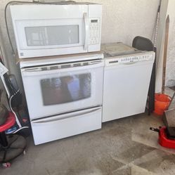 Stove Microwave Dishwasher 