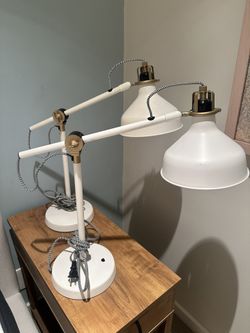 Bedside / Desk Lamps