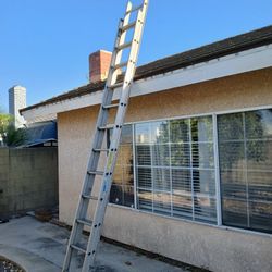 Keller 24ft  Extension Ladder