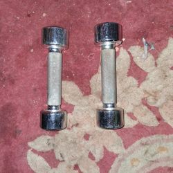 Vintage.  3 Lb  Dumb Bells 