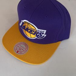 Los Angeles Lakers Snapback Hat$35