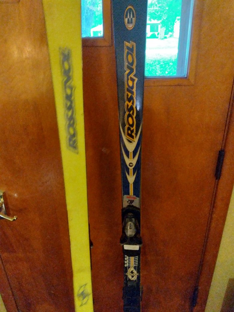 Skis Asking $40 Obo