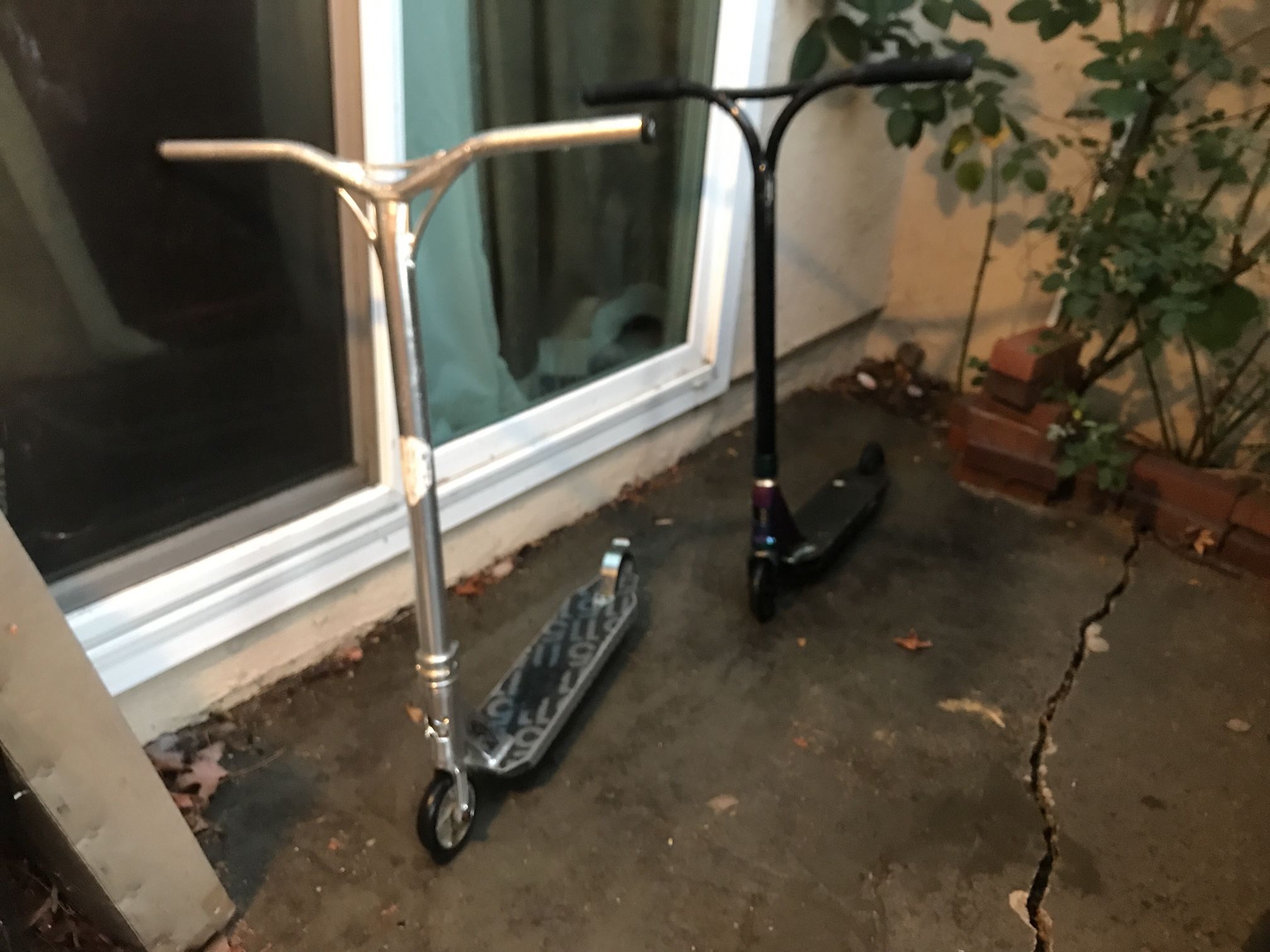2 Scooters
