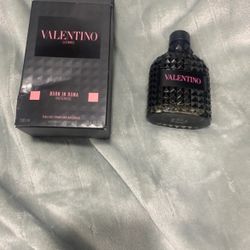 Valentino  Men / cologne  Born In Uomo Extradose Cologne  