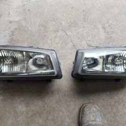 2007 Chevrolet Headlight Lenses 