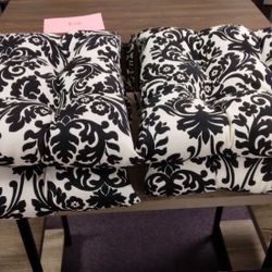Indoor Or Outdoor Cushions 19x19