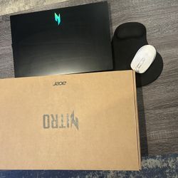 Gaming Laptop (Acer Nitro V 15)
