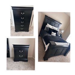 Black Wood Bedroom Set – Bed, Dresser & Nightstand