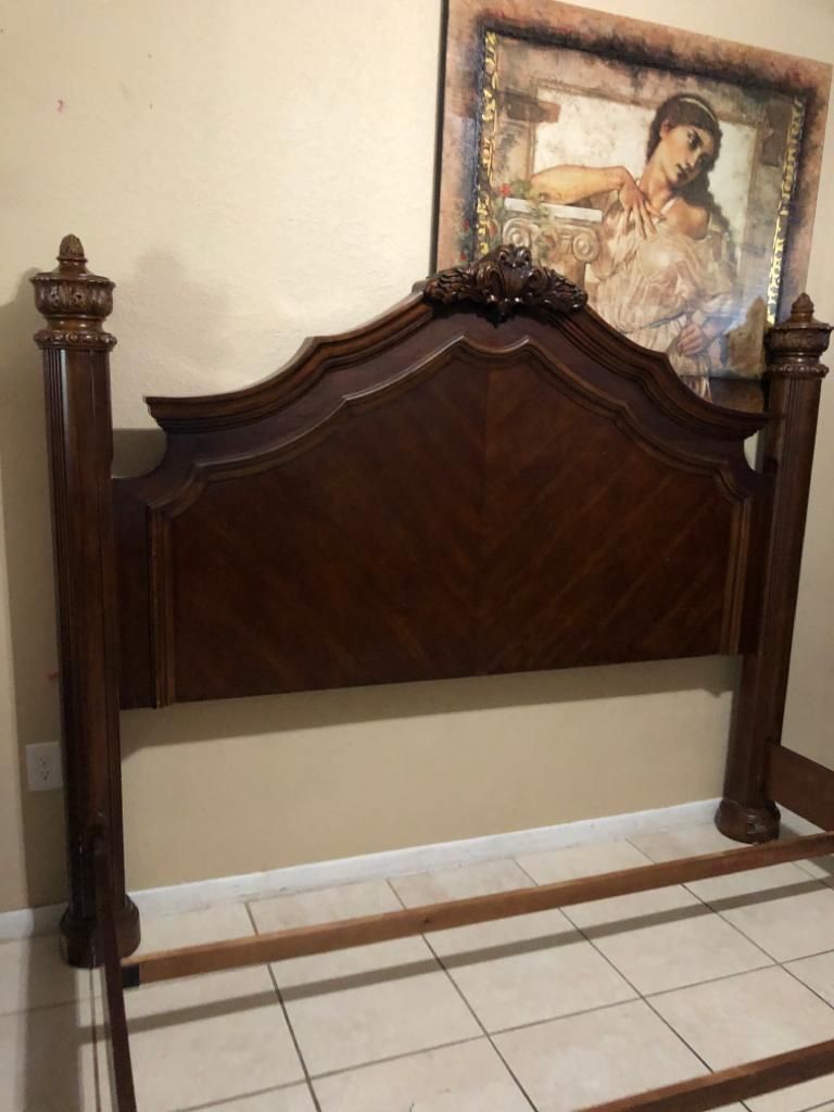 King bed frame no mattress