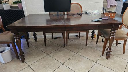 Macy's 6ft dining table and leaf