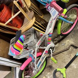 Girls Bicycle Never Used 