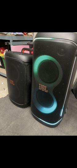 New jbl 720 out the box