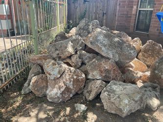 Boulders/ Rocks/ Landscape