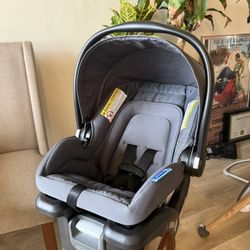 Graco SnugRide 35 Lite Infant Car Seat + Base 