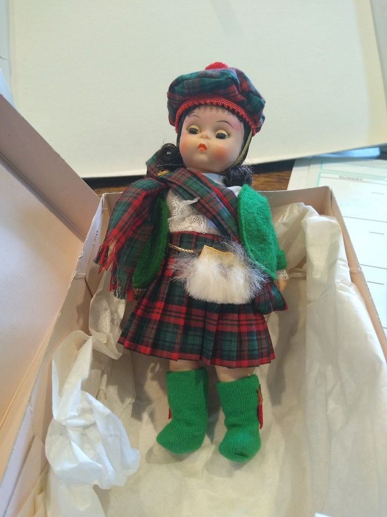 Madame Alexander Scotland Doll In Original Box