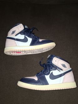 Nike Air Jordan 1 Retro High OG "Bubble Gum" Size 10c