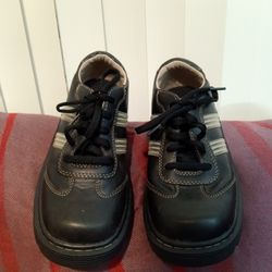 Skechers  Boot 8.5 Black
