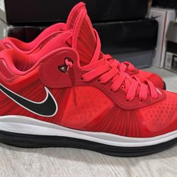 Lebron 8 V2 Low Solar Red
