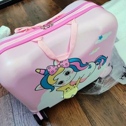 PCS Kid Luggage, 18” Ride on Suitcase W/Spinner Wheels, 12” Backpack W/Anti-Lost Rope, Carry Strap, Sit on Rolling Carry on Luggage Set for Girls Boys
