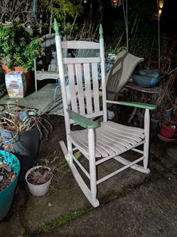 Vintage rocking chair in great condition