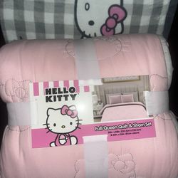 Hello Kitty Quilt And Sham Set 