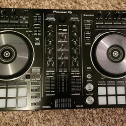 Pioneer DJ Controller DDJ-RR **Like New**