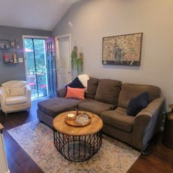 Need It Gone ASAP.  Pick Up Only. Sectional With Versatile Chase Lounge