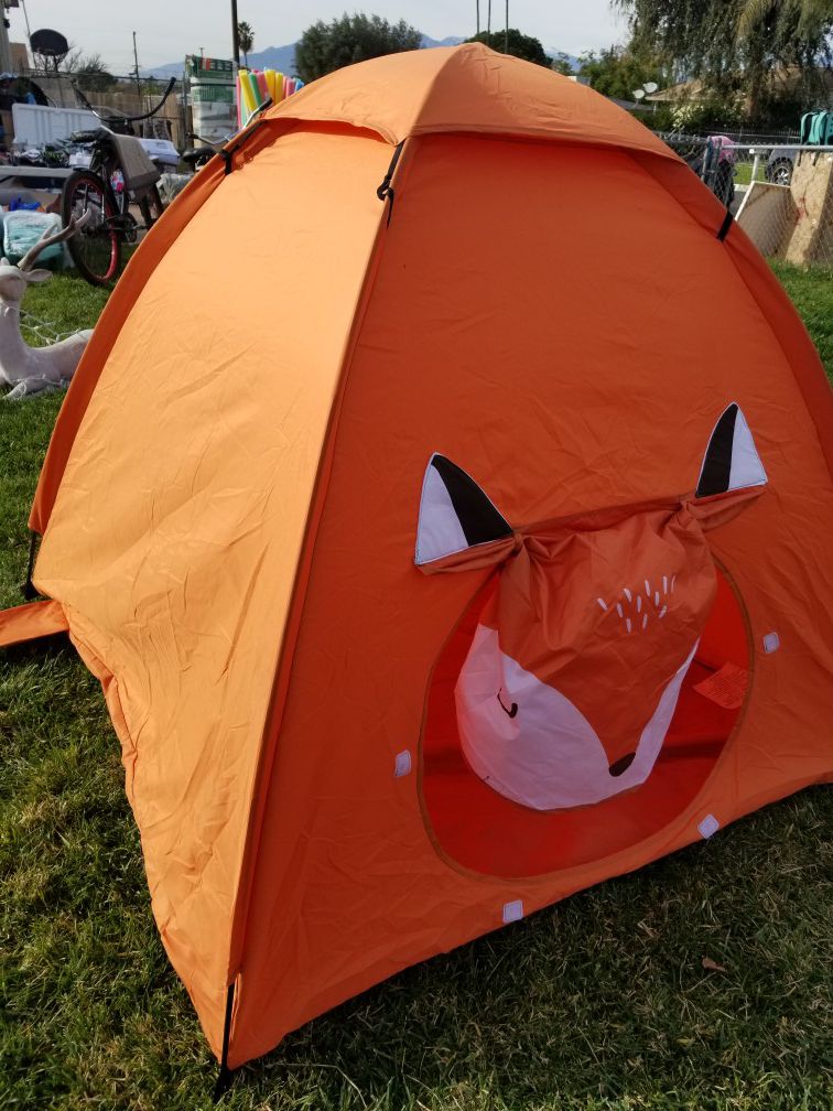 Tent fox camping for kids