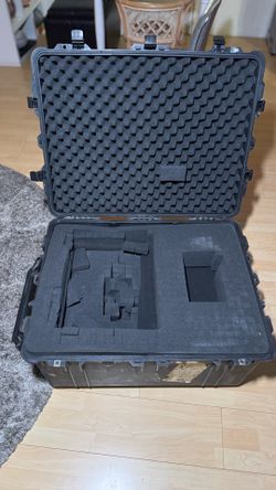 BIG Pelican 1630 hard case used-great cond